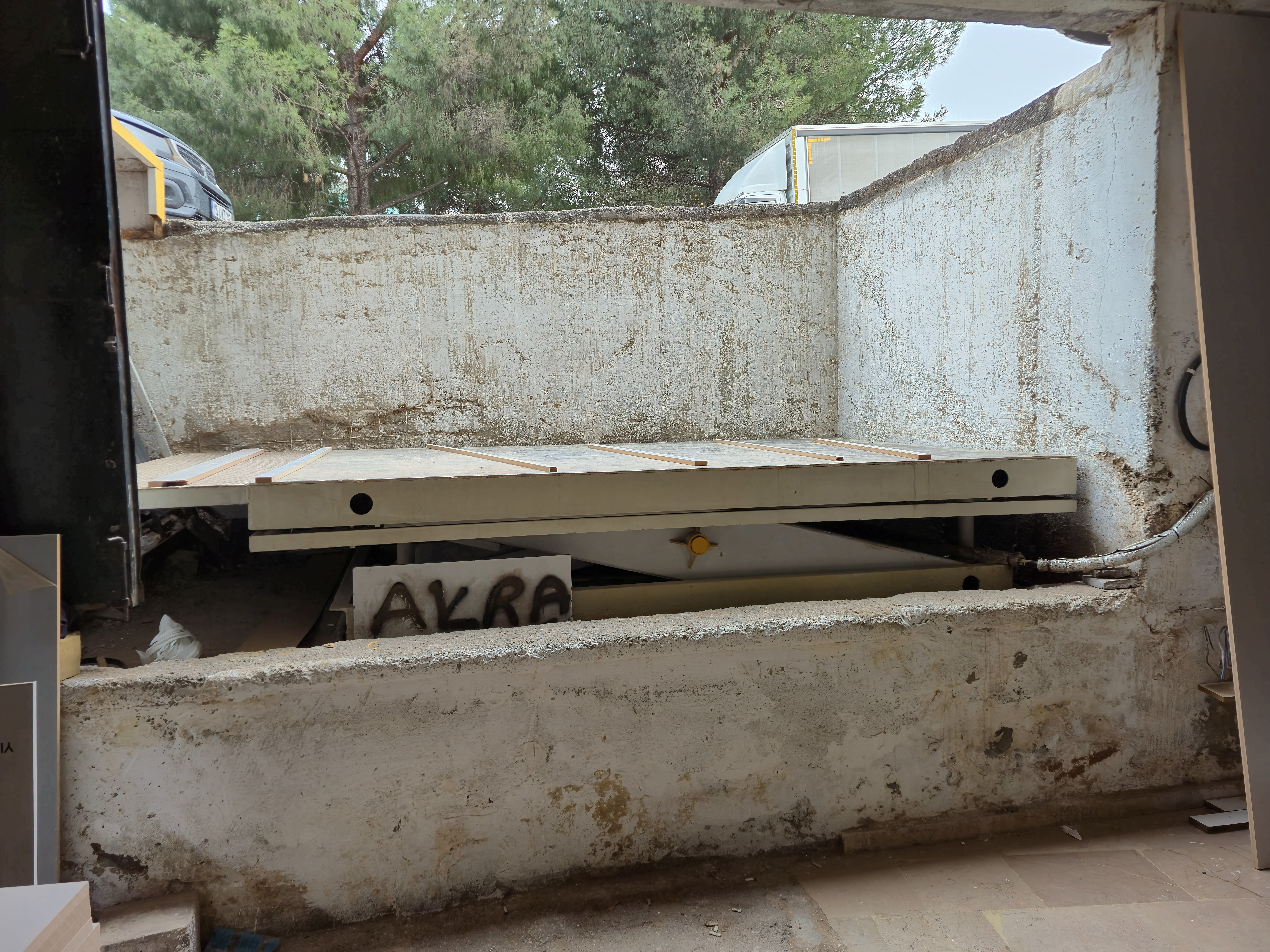 Lift ile Kolay Yükleme